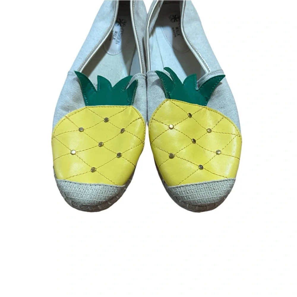 Avon Cushion Walk Pineapple Espadrilles Canvas Flats Slip‎ On Size 9